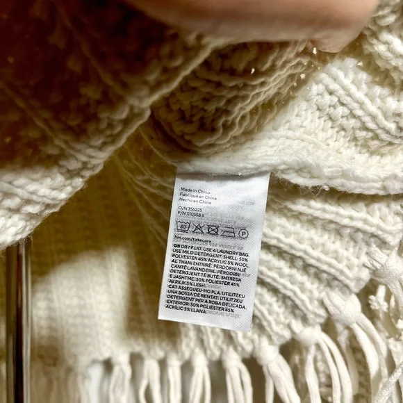 H&M Cable Knit Pullover Sweater - Picture 5 of 5